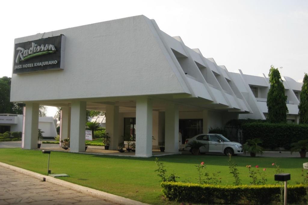 Radisson Jass Hotel, Khajuraho Ngoại thất bức ảnh