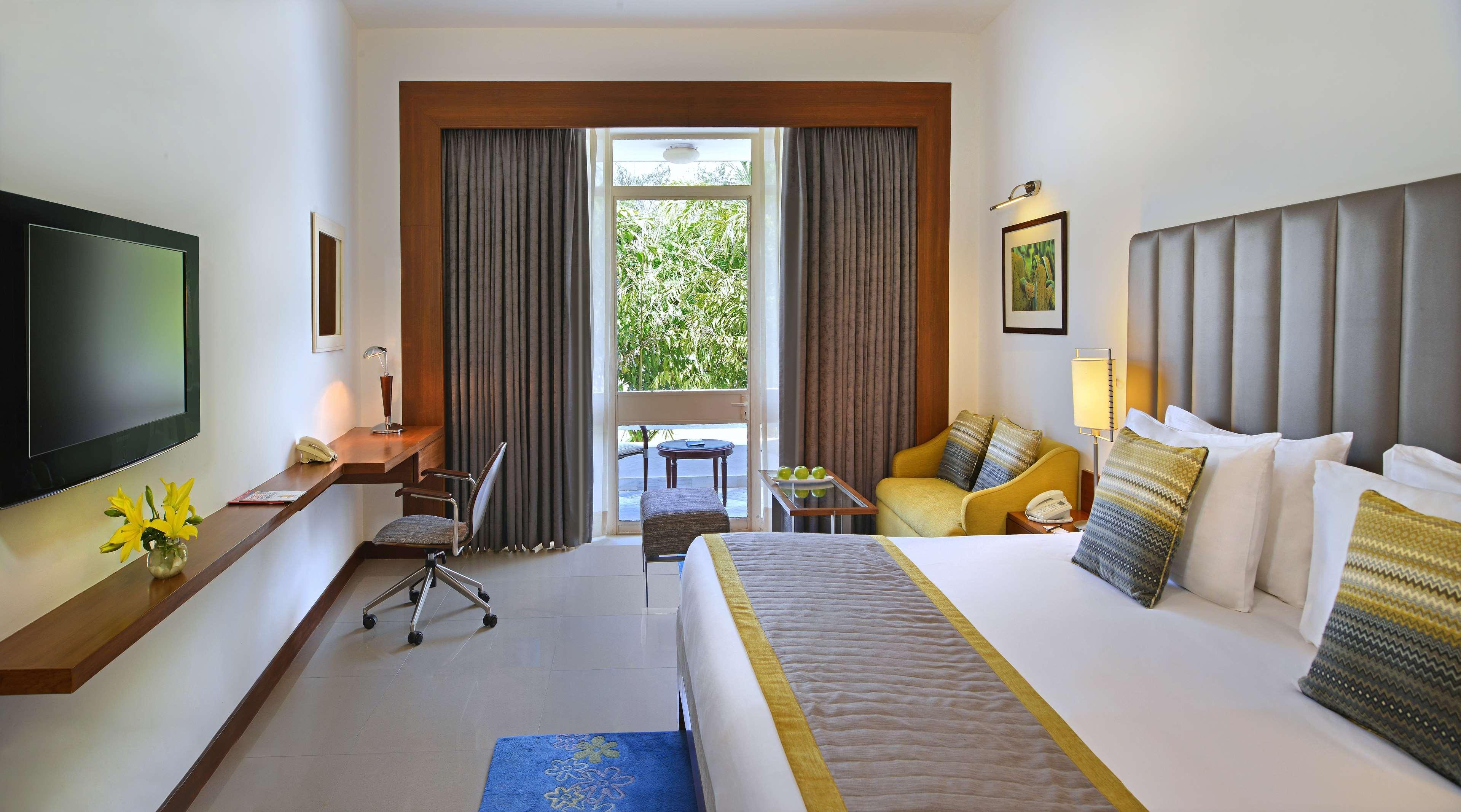 Radisson Jass Hotel, Khajuraho Ngoại thất bức ảnh