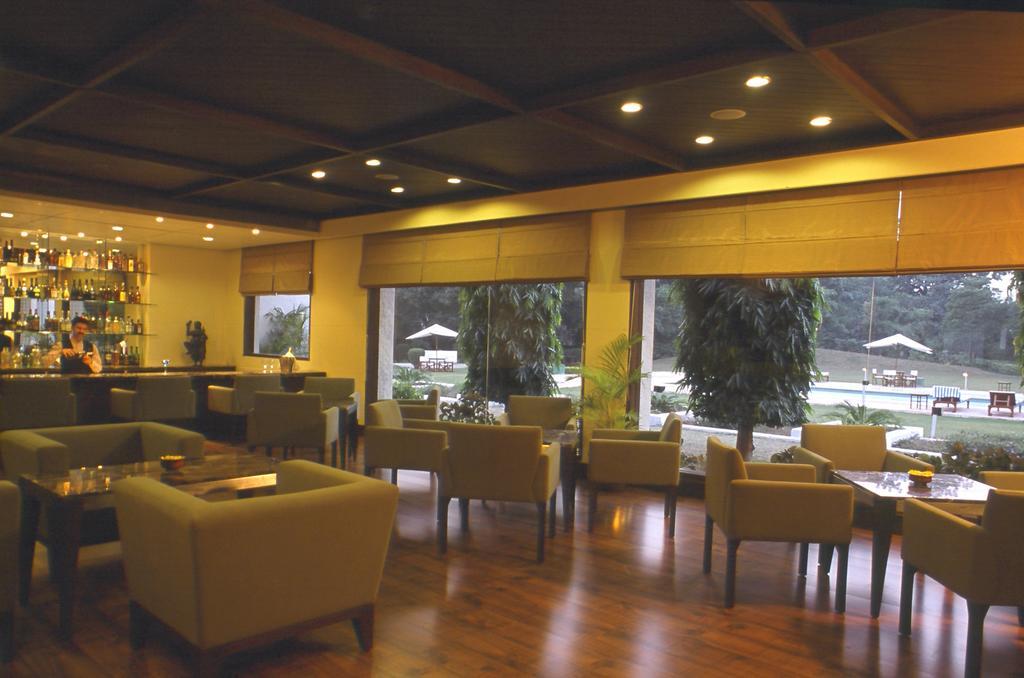 Radisson Jass Hotel, Khajuraho Ngoại thất bức ảnh